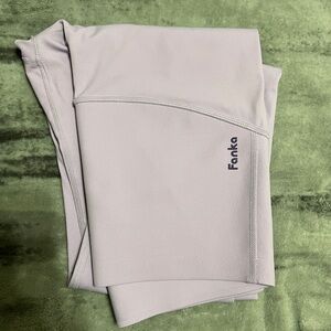 Fanka Women's Small. Reversible High Waist Lift Curve Leggings Lilac